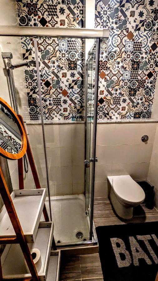 Quiet Ensuite Budget Twin Room Sliema Ngoại thất bức ảnh